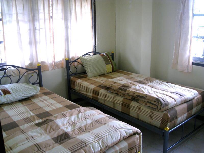 פרה נאקון סי איוטאיה Sri Krung Guest House מראה חיצוני תמונה